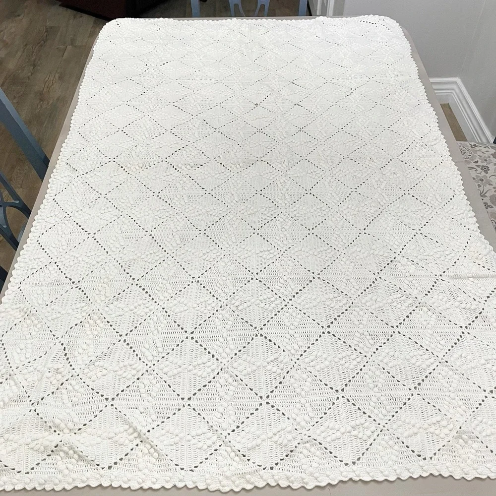Vintage Ecru Crocheted Table/Bed Cover Popcorn Stitch Heritage Farmhouse 40x60